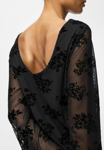 Короткое платье