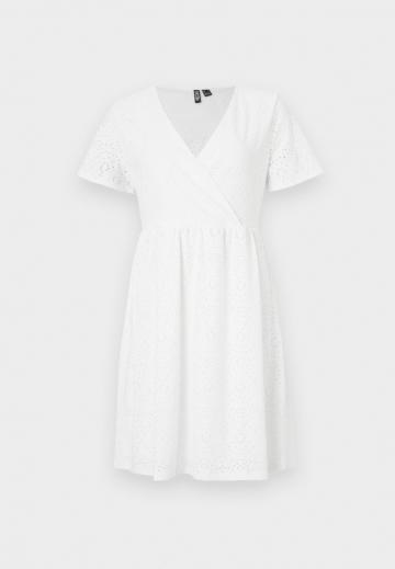 Короткое платье