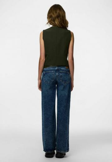 Короткая куртка