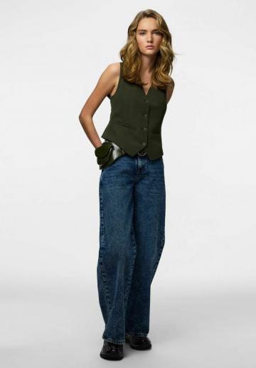 Короткая куртка