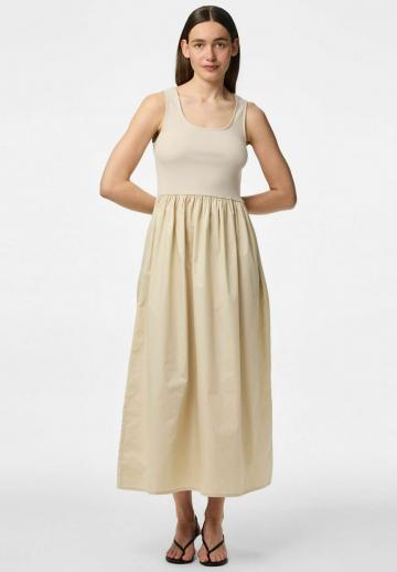 Длинное платье