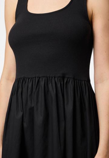 Длинное платье