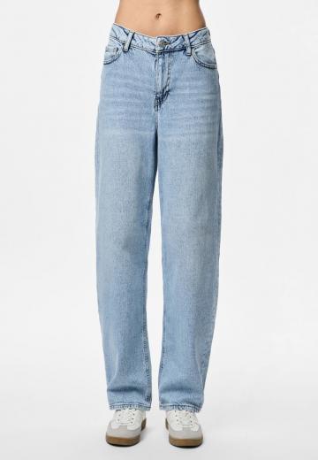 Джинсы