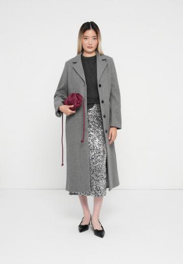 Шерстяное пальто