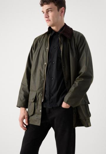 Короткое пальто