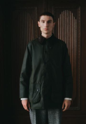 Короткое пальто