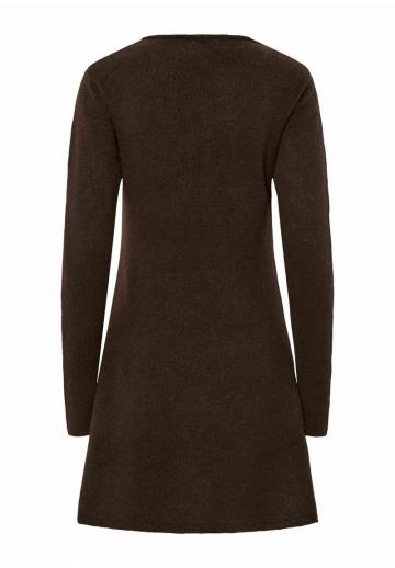 Вязаное платье