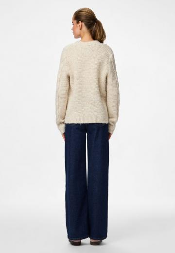 Жаккардовая вязаная кофта