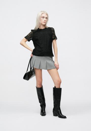 Кружевная блузка