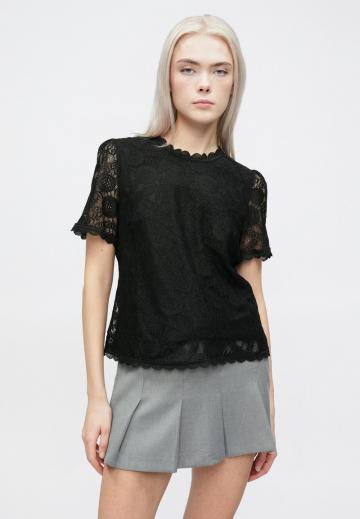 Кружевная блузка