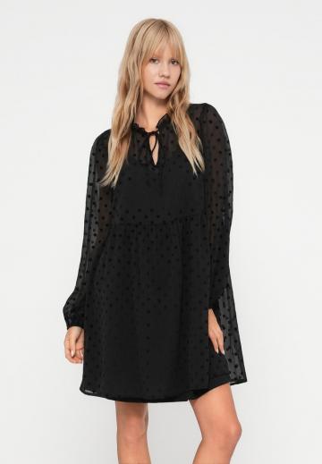 Короткое платье