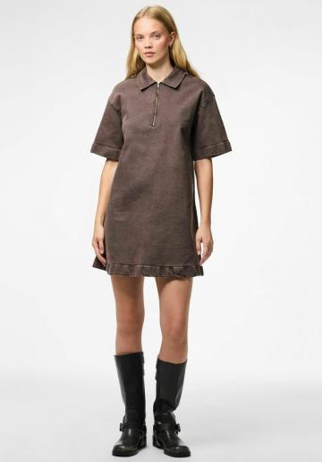 Джинсовое платье