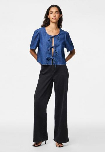 Джинсовая блузка