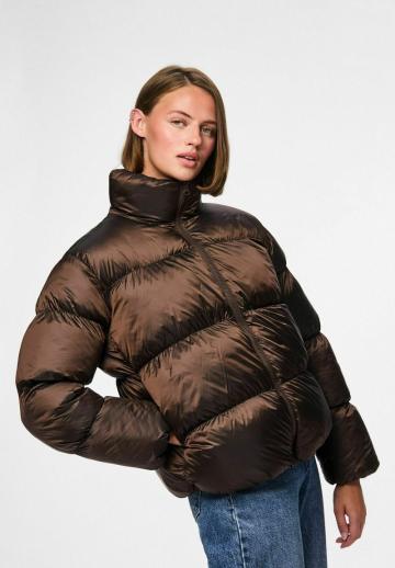 Зимняя куртка