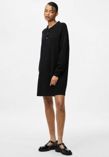 Вязаное платье