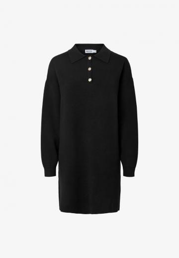 Вязаное платье