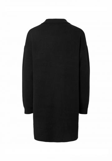 Вязаное платье