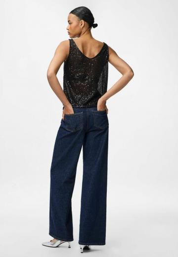 Блузка без рукавов