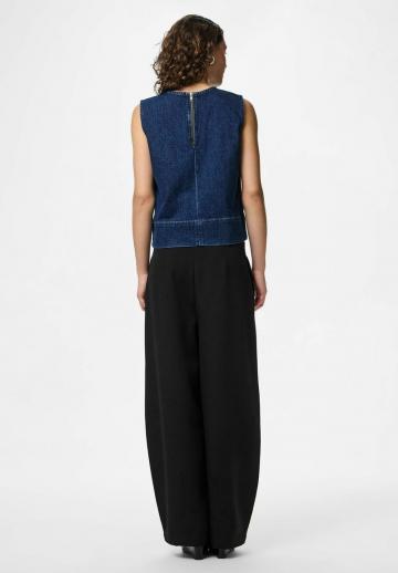 Джинсовая жилетка