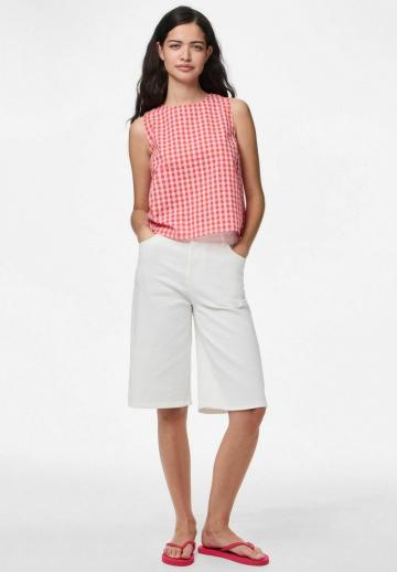 Блузка без рукавов