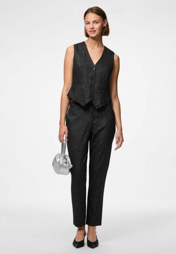 Джинсовая жилетка