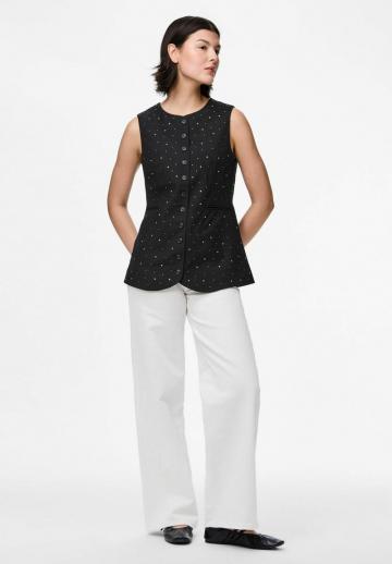 Джинсовая жилетка