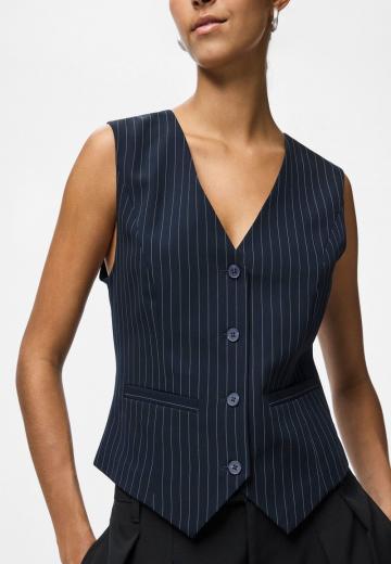 Джинсовая жилетка