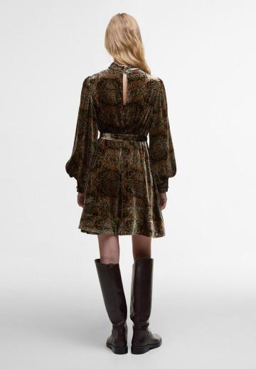 Короткое платье