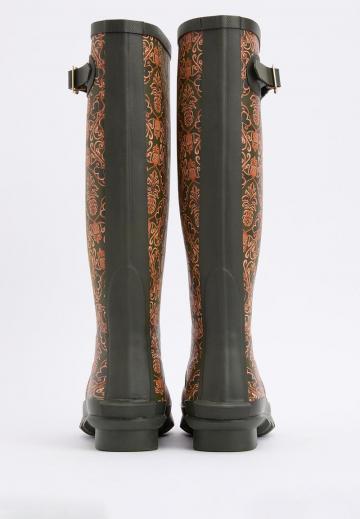 Резиновые сапоги