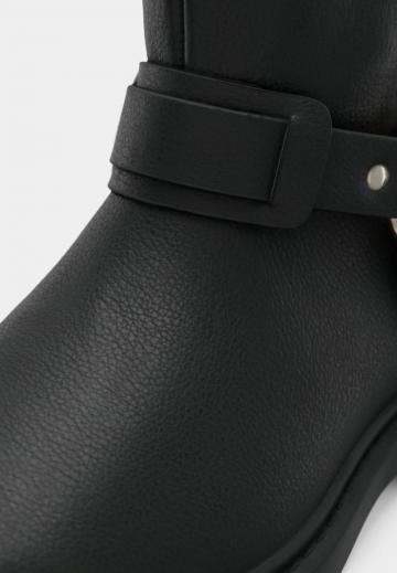 Ковбойские сапоги