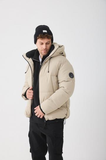 Зимняя куртка