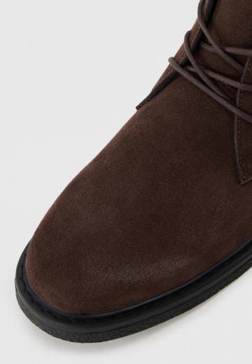 Ботинки на шнуровке