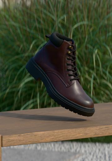 Ботинки на шнуровке