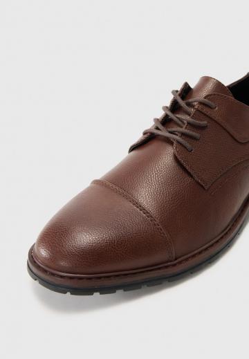 Ботинки на шнуровке