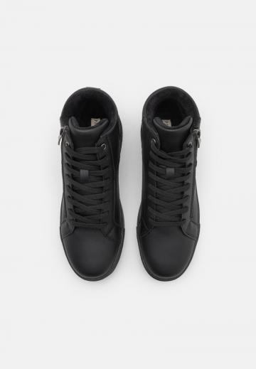 Высокие кеды