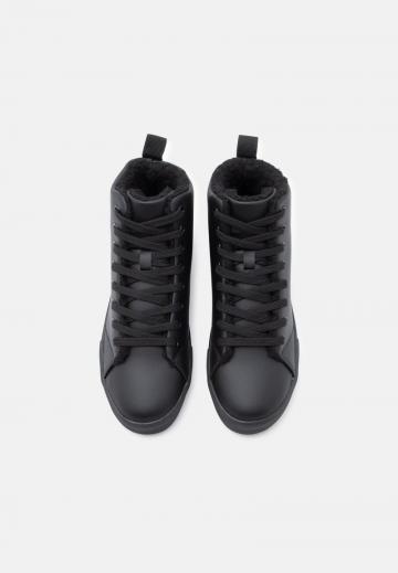 Высокие кеды