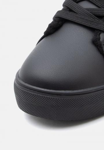 Высокие кеды