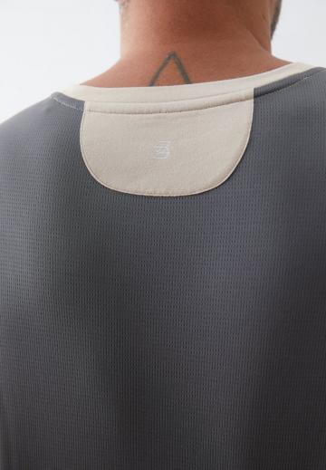 Спортивная майка