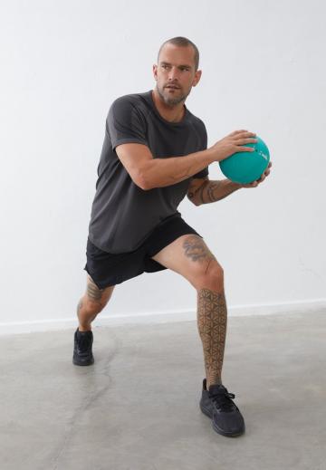 Спортивная майка