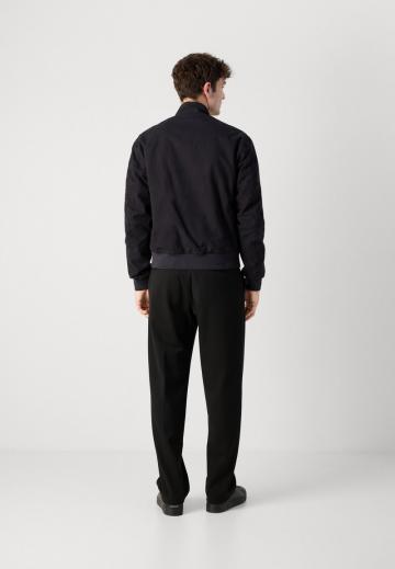 Куртка бомбер