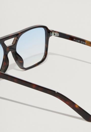 Солнечные очки