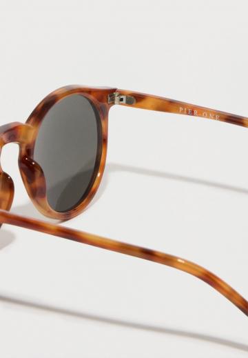 Солнечные очки