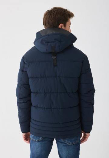 Зимняя куртка