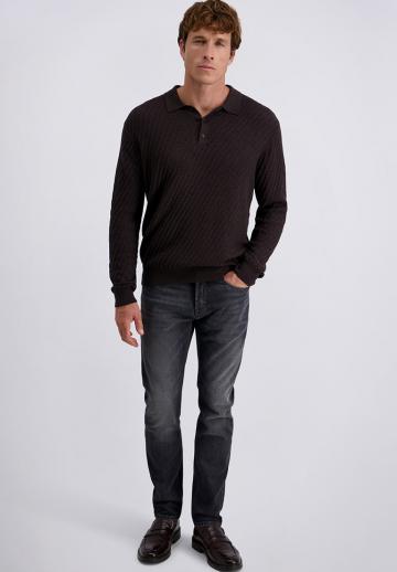 Узкие джинсы