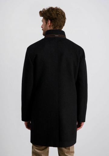 Короткое пальто