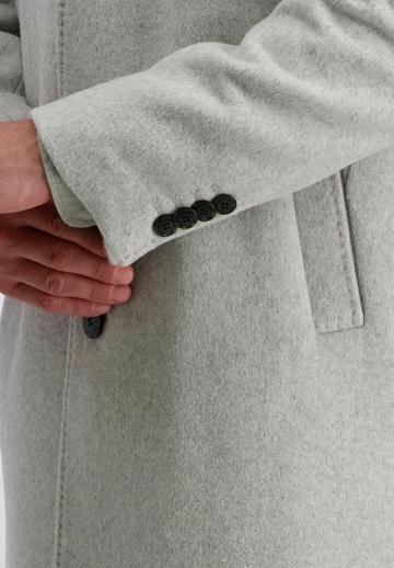 Шерстяное пальто