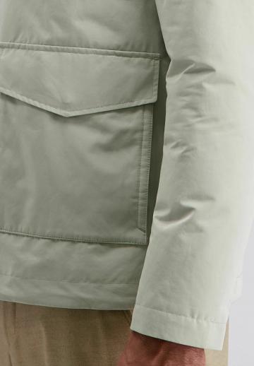 Зимняя куртка