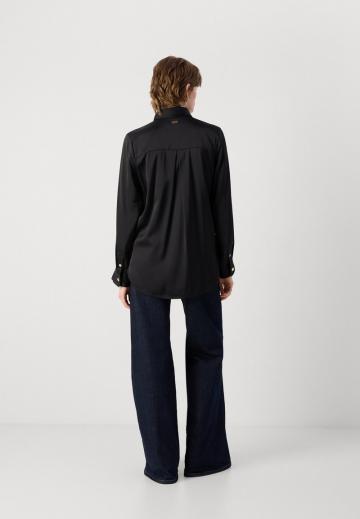 Атласная блузка