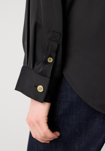 Атласная блузка