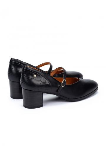 Туфли с ремешком